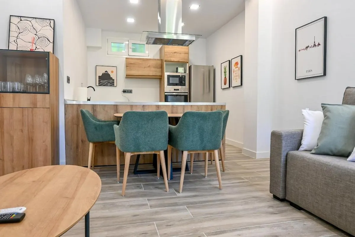 For You Rentalas Temporary Two Bedroom Apartment Madrid Boy5B 0*,